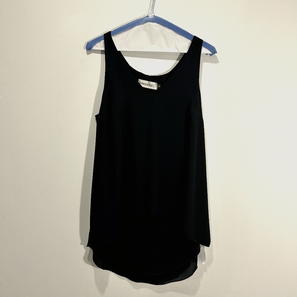 VERONICA M Onyx/Black Sleeveless V-Neck Tank Blouse/Top in Size S